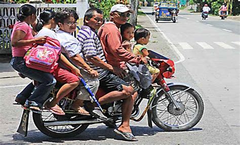 Motorcycle Hand Signals Philippines : Tips for Leading a Motorcycle Group Ride | Riding in the ...