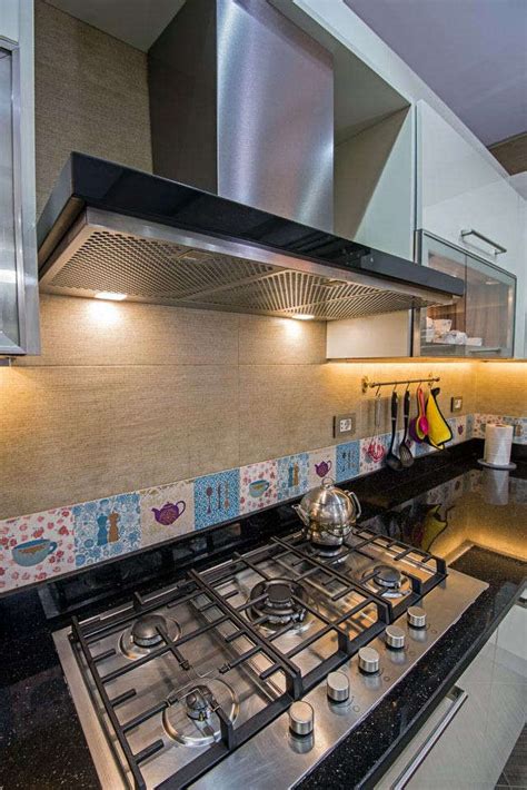 Benefits Of Electric Kitchen Chimney and Hood: All You Need To Know | Femina.in