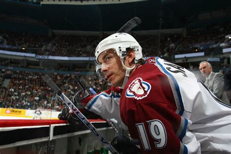 Hockey Hall of Fame: 2012 inductee Joe Sakic all class | The Star