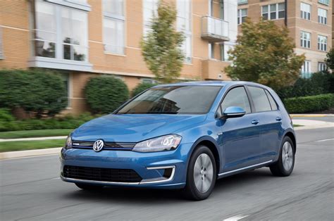 Volkswagen e-Golf to Get 30 Percent Driving Range Improvement