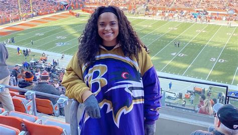 Photos: Meet Nina, The Wife Of Ravens Star Earl Thomas - The Spun