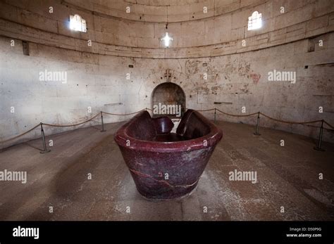 Theodoric tomb hi-res stock photography and images - Alamy