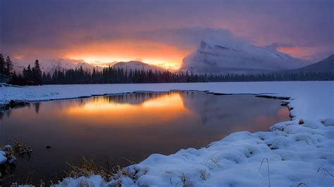 Winter Sunrise | Sunrise Vermilion Lakes Banff National Park… | Robert ...