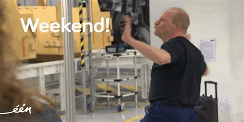 Weekend Dancing GIF by vrt - Find & Share on GIPHY