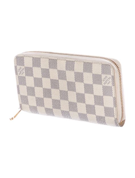 Damier Wallet Louis Vuitton | Literacy Basics