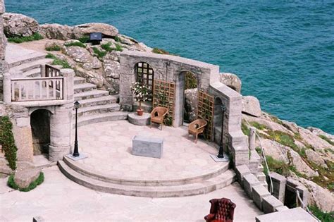 Minack Theatre - Complete Visitor Guide - Porthcurno | Cornwall Guide