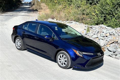 First Drive: 2023 Toyota Corolla Hybrid - The Detroit Bureau