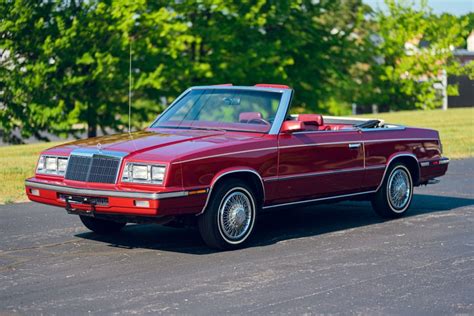 1985 Chrysler LeBaron | Collector Classic Cars | Nostalgic Motoring Ltd.