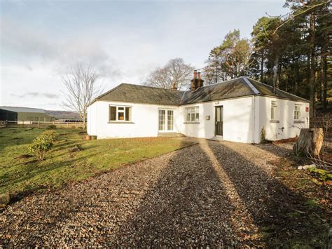 White Hillocks Cottage, Kirriemuir, Angus - Cottage Holiday Reviews