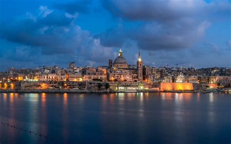 Download wallpapers Valletta, evening, sunset, coast, Valletta cityscape, old town ...