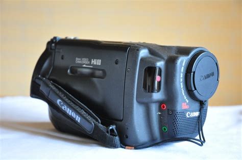 Canon Hi8 camcorder UC8HiE with accessories. - Catawiki