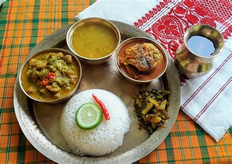 Traditional Assamese Thali - Pork Thali - Sona Hotel