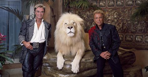 Siegfried Fischbacher of famed magic act Siegfried & Roy dies of pancreatic cancer at 81