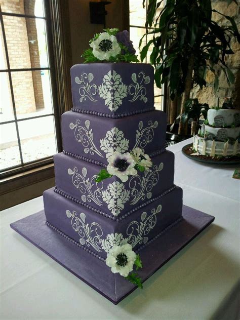 The Sensational Cakes: CORNER LAYOUT ROYAL PURPLE DAMASK AND HAND PAINTED CAKE # WEDDING CAKE ...