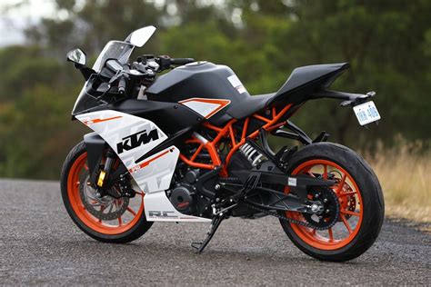 KTM RC 150 : Price, Features, Specifications