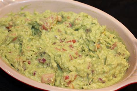 Guacamole Dip | A Zesty Bite