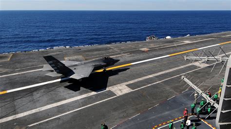 Navy completes first F-35C aircraft carrier landings | Fox News