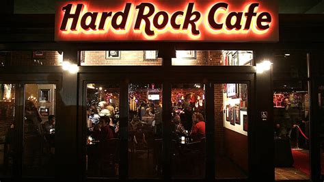 Hard Rock Cafe Boston | Boston Bars & Nightlife | Things To Do