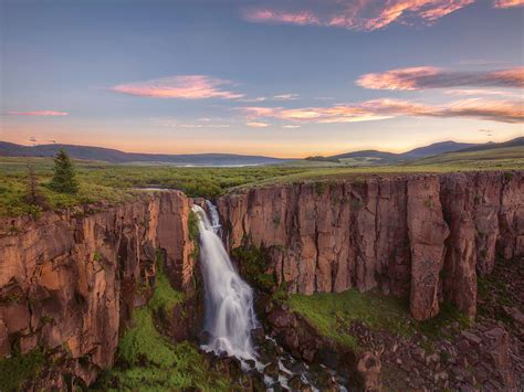 28 of the Best Waterfall Hikes in Colorado