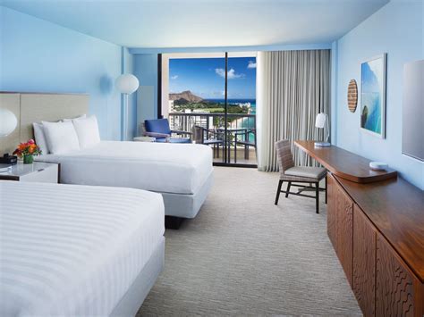 Honolulu, Hawaii Resort on Waikiki Beach | Hyatt Regency Waikiki