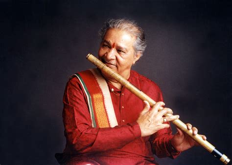 Bansuri Flute: BEGINNERS: HOW TO PLAY THE BANSURI