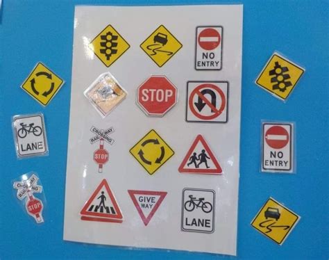 Teaching Road Safety for Toddlers matching road signs Game | Kindergarten transportation ...
