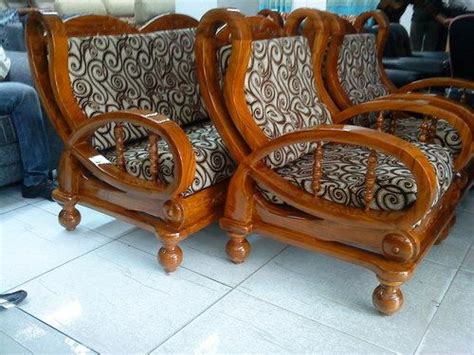 Wooden Sofa Sets at Best Price in Bhopal, Madhya Pradesh | Aman Furniture