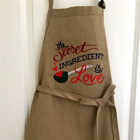 Apron Cook's Apron Sayings Apron Hostess by SimplySaidStitches | Diy kitchen gifts, Diy apron ...