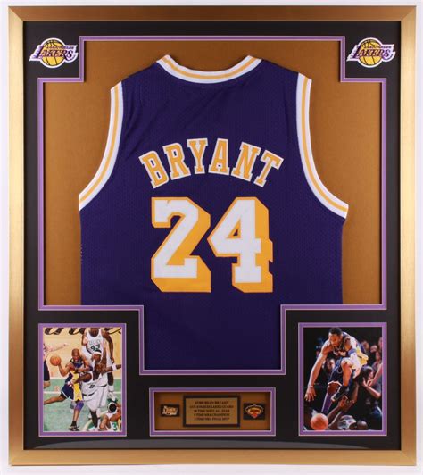 √ Kobe Bryant Framed Jersey