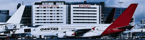 Sydney Airport Hotels - Close Domestic & International Terminal Accommodation