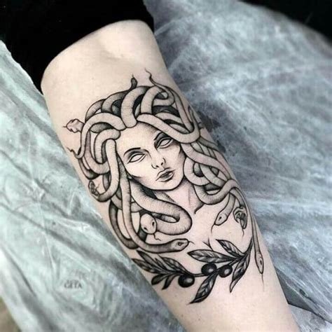 25 Medusa Tattoo Design Ideas with Meaning