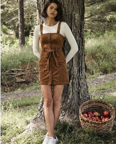 Abercrombie & Fitch Fall look | Corduroy pinafore dress, 2020 fashion trends, Fashion help