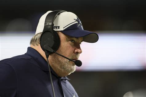 Mike McCarthy will return to lead the Cowboys in 2024 - Footballscoop