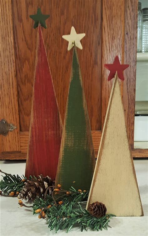 Christmas Trees - Set Of 3 - Primitive Christmas/Christmas Trees in ...