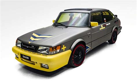 Vinyl Project: Saab 900 Turbo SPG jet-inspired makeover