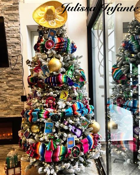 Árbol de navidad mexicano | Mexico christmas, Mexican christmas decorations, Christmas tree themes