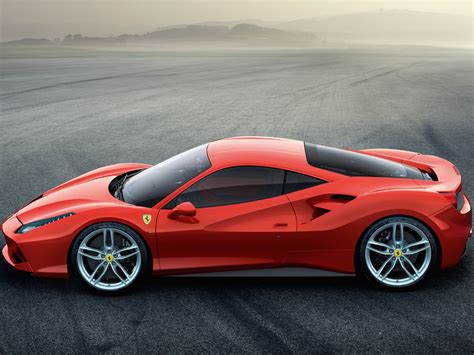 Ferrari 488 GTB 2024 - фото в новом кузове, фото салона и интерьера