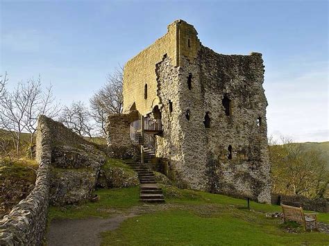 Peveril Castle, Derbyshire, England Castles In England, Castle Ruins, Peak District, Midlands ...