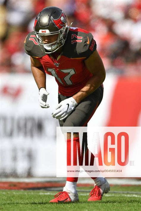 TAMPA, FL - DECEMBER 29: Tampa Bay Buccaneers Wide Receiver Justin ...