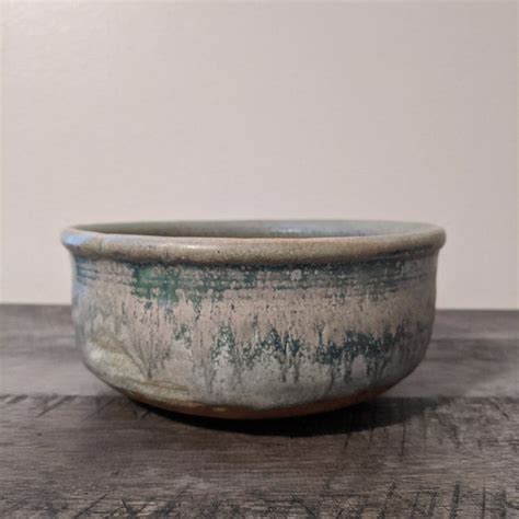 Pottery Fruit Bowl - Etsy