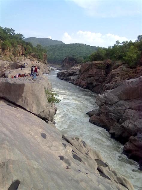 Escapades....: Chunchi Falls - Sangama - Mekedatu