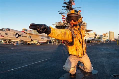 Uss Midway Museum Aircraft