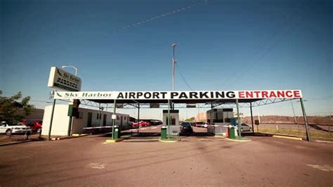 SKY HARBOR AIRPORT PARKING - Updated December 2024 - 86 Photos & 441 ...