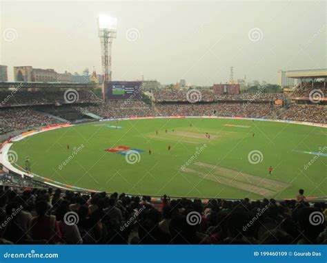 Crowd In Cricket Stadium Editorial Image | CartoonDealer.com #7124510