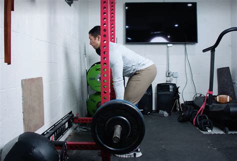 How to Do the Rack Pull Exercise for Stronger Deadlifts and Grip