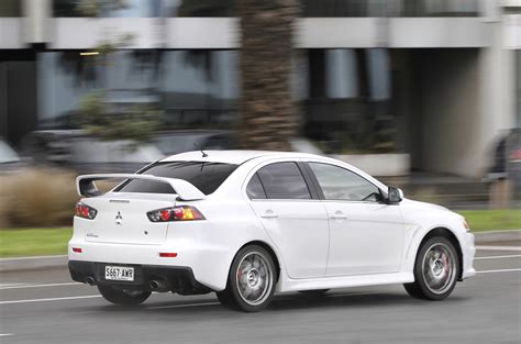 Mitsubishi Lancer Evolution X Specs & Photos - autoevolution