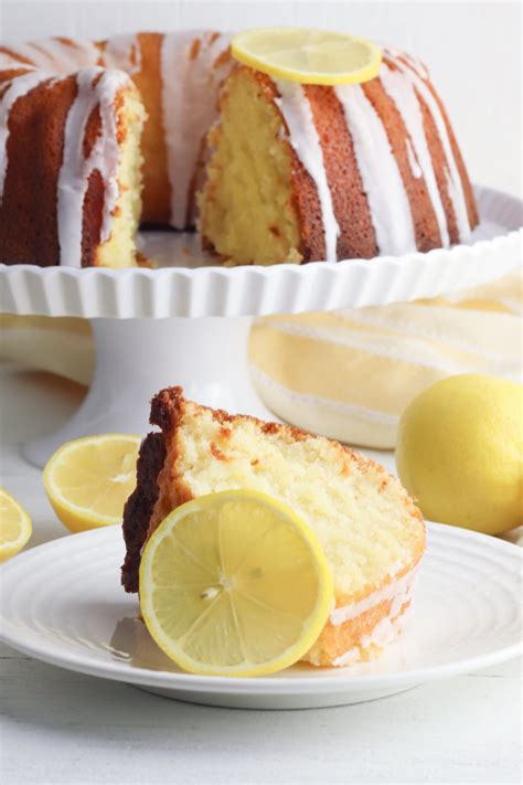 Italian Lemon Pound Cake