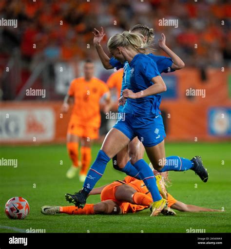 Netherlands women football tackle hi-res stock photography and images ...