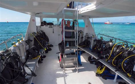 The Do’s And Don’ts On A Dive Boat | Dressel Divers