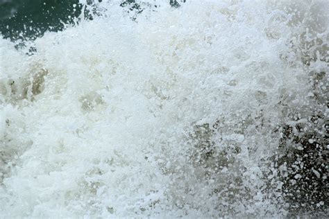 Water Splash Background Free Stock Photo - Public Domain Pictures